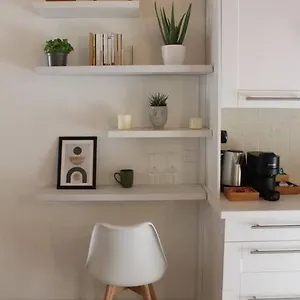  Appartamento Charming & Modern In The